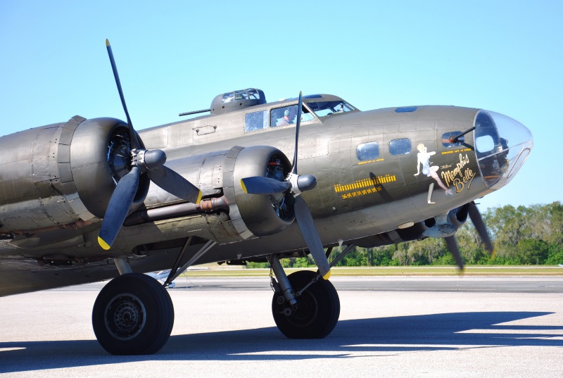 Boeing B-17F