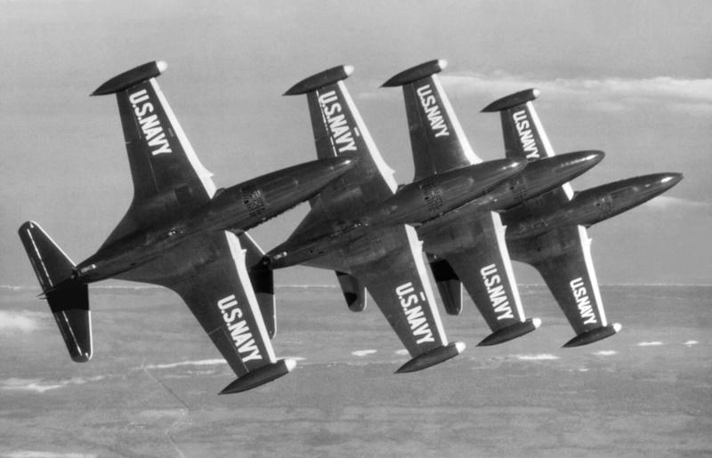 F9F-8 Cougar